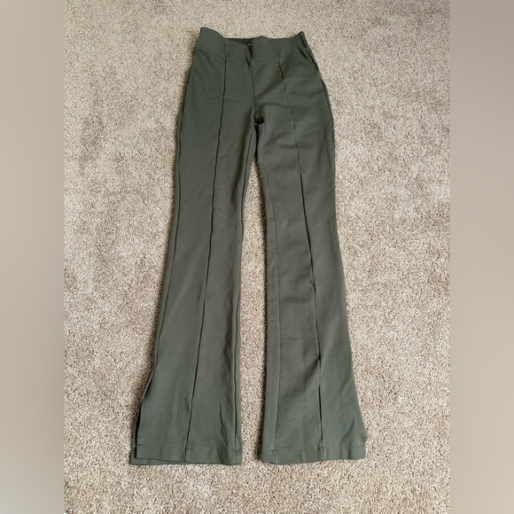 Abercrombie & Fitch Pull On Slit Pants - Picture 1 of 6